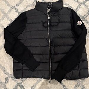 Moncler women’s Black Puffer Jacket size 4